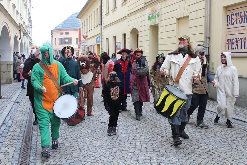 Masopustní jarmark na náměstí Svobody ve Frýdku-Místku, zima 2019.