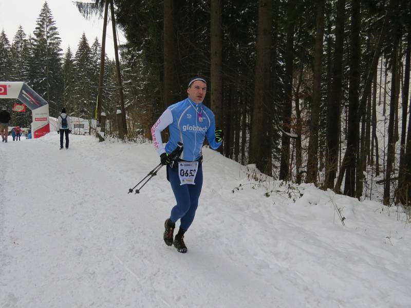 Extrémní závod Adidas 24 hodin v běhu na Lysou horu v Beskydech.  