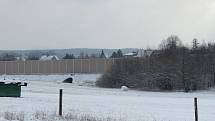 Protihlukové stěny teď chrání obě strany dálnice D48 u Lysůvek na okraji Frýdku-Místku.
