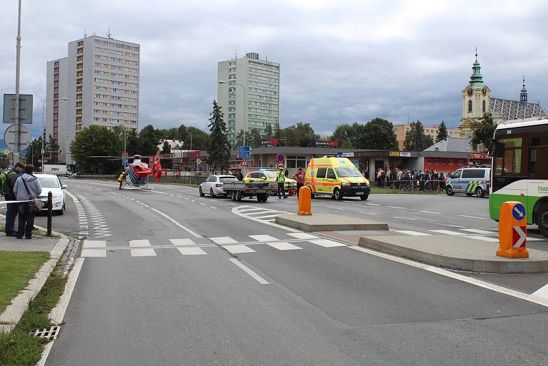 Dopravní nehoda ochromila provoz v Ostravské ulici.