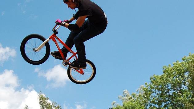 I letošní Adrenalin Cup na Ostravici nabídl divákům zajímavý program.