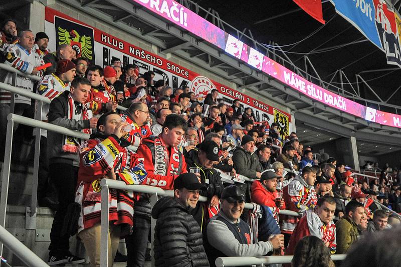 Čtvrtfinále play off hokejové extraligy - 4. zápas: HC Oceláři Třinec - HC Dynamo Pardubice, 21. března 2018.