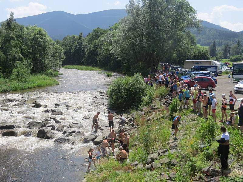 Lysou horu a její okolí v sobotu ovládl dvacátý ročník Adrenalin Cupu. 