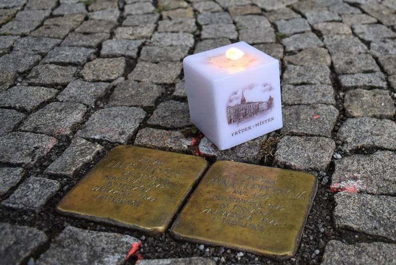 První Kameny zmizelých má také Frýdek-Místek, a to na místech, na kterých žili nebo působili osobnosti zavražděny za nacistického režimu.