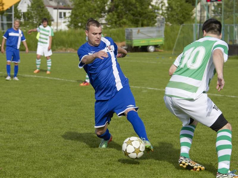 Fotbalisté Brušperku prohráli překvapivě v domácím prostředí s Čeladnou vysoko 0:4. 