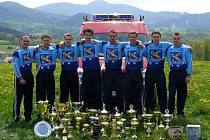 Všechny tyto poháry vyhrálo v hasičských soutěžích družstvo SDH Lubno během jediné sezony minulý rok. 