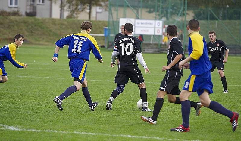 V sobotu 3. října se SK Brušperk na domácím hřišti utkal v mistrovském zápase 1. A třídy, skupiny B s Dolní Lutyní. Po bezbrankovém poločase zvítězili domácí v poměru 2:1, i když neproměnili pokutový kop.