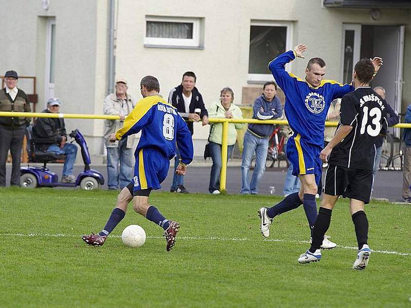 V sobotu 3. října se SK Brušperk na domácím hřišti utkal v mistrovském zápase 1. A třídy, skupiny B s Dolní Lutyní. Po bezbrankovém poločase zvítězili domácí v poměru 2:1, i když neproměnili pokutový kop.