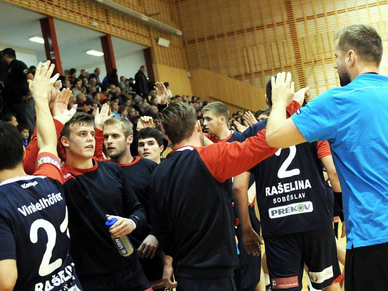 Házenkáři Frýdku-Místku zdolali v domácím prostředí úřadujícího mistra z Plzně rozdílem pěti branek. 