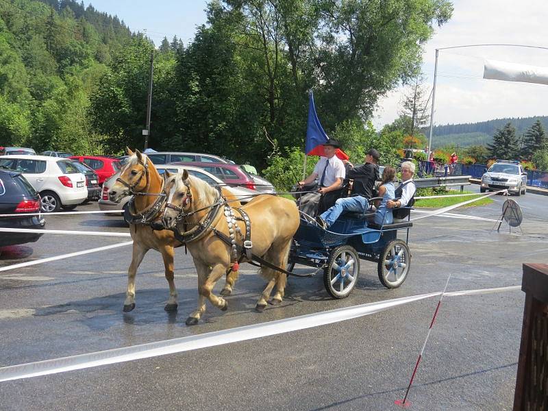 U Lomňanského muzea se konal šestý ročník Vozatajských závodů, kterého se zúčastnili jak závodníci z Česka, tak ze zahraničí. 