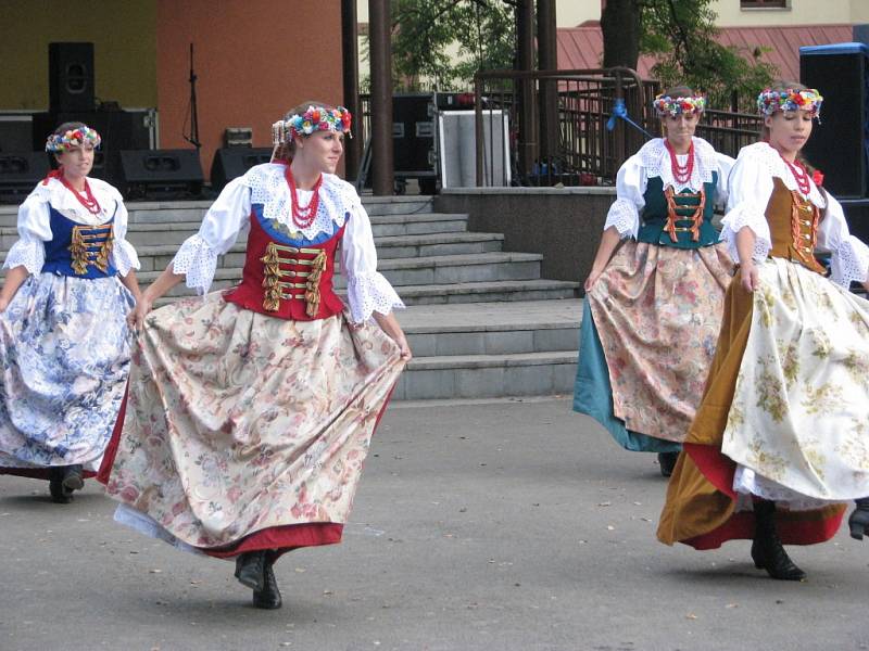 Vendryňský letní karneval nabídl hudbu, soutěže pro děti i fotbalové utkání Horňáci-Dolňáci. 