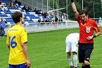 Třetiligoví fotbalisté Frýdku-Místku zdolali v domácím prostředí Uničov 2:0.