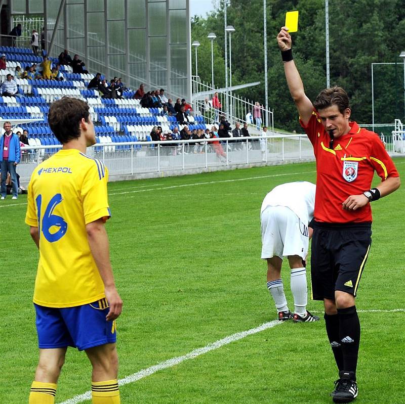 Třetiligoví fotbalisté Frýdku-Místku zdolali v domácím prostředí Uničov 2:0.