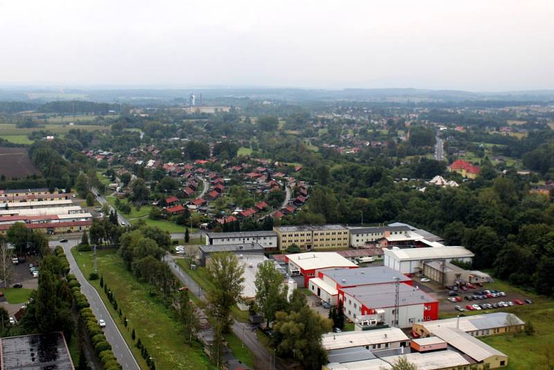 Výhled z těžní věže bývalého Dolu František v Horní Suché. 