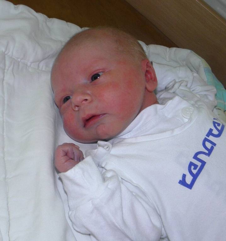 Druhorozený syn Tomášek se narodil 26. srpna mamince Lence Rucké ze Střítěže. Po porodu chlapeček vážil 3800 g a měřil 51 cm. Bráška Honzík se na miminko moc těší.
