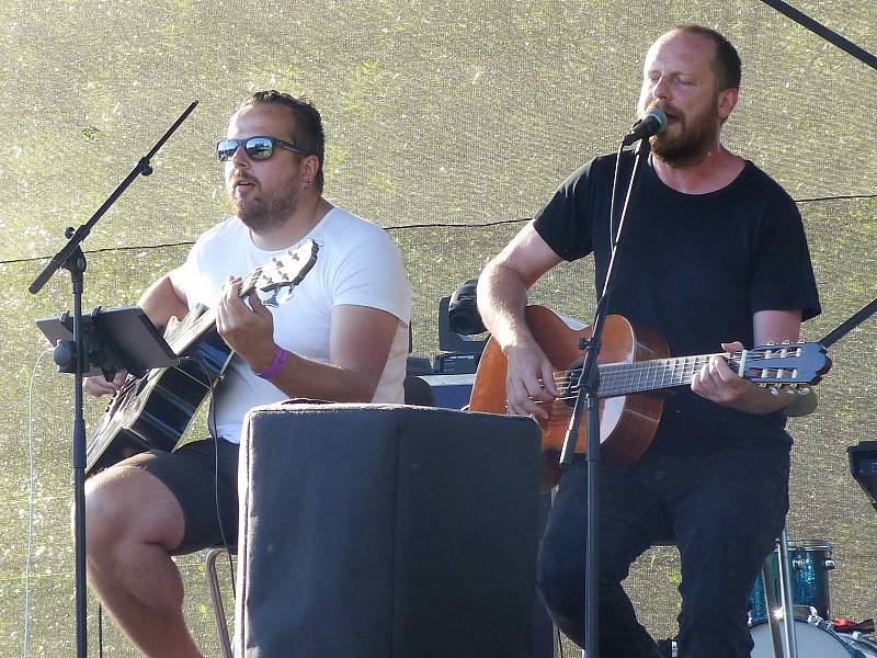 V rámci jednodenního festivalu vystoupili i Lenka Dusilová, David Stypka či Noisy Pots.