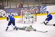 Hokejisté Slovanu Orlová porazili v semifinále play-off Krajské ligy Baník Karviná 2:1 na zápasy.