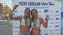 Plážová volejbalistka Marie Makovcová z klubu Beach Volleyball Karviná vedle studia ve Valencii objíždí se spoluhráčkou Julií Garrido Morales turnaje ve Španělsku a daří se jim.