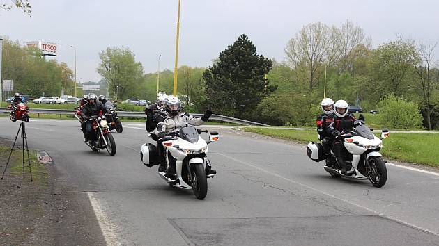 Společná jarní vyjížďka motorkářů z Havířova do Dobré. 