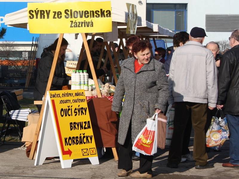 Farmářské trhy v Orlové. 