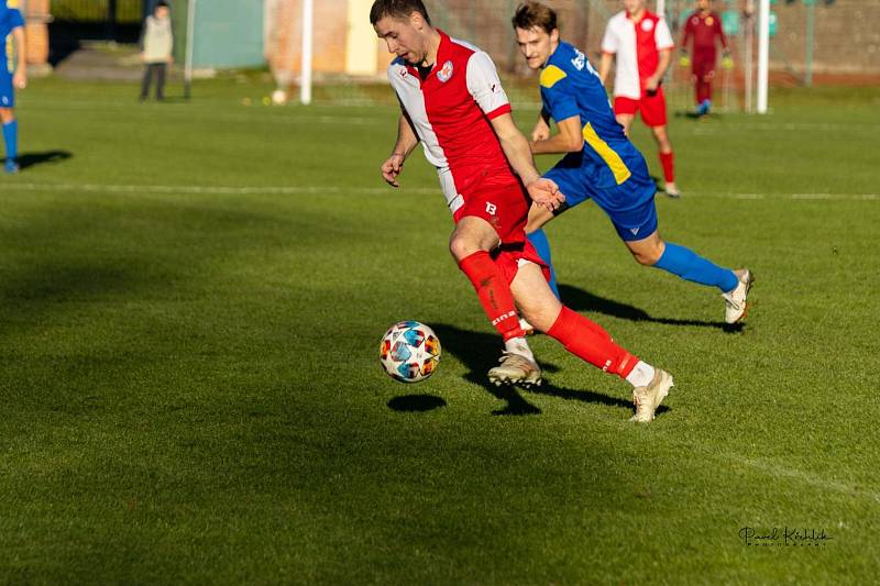 Zápas 16. kola krajského přeboru Slavia Orlová - Český Těšín 1:2.