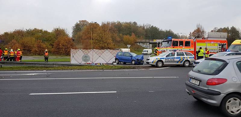 Nehoda dvou osobních automobilů na Ostravské ulici v Havířově. 