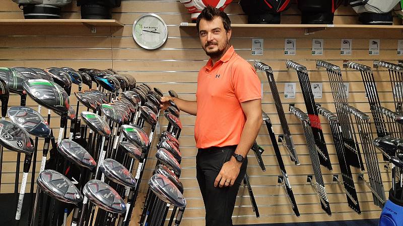 Ropice. Tomáš Milata, podnikatel, spolumajitel značky Golf pro vechny.