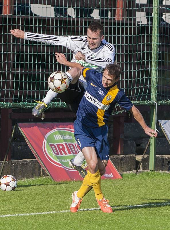 Derby utkání Karviná (v bílém) vs. Opava.