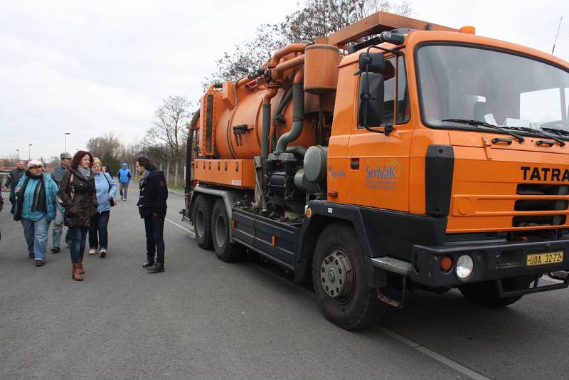 Severomoravské kanalizace a vodovody otevřely u příležitosti světového dne vody brány svých provozů. V Karviné mohli lidé nahlédnout do zákulisí Čistírny odpadních vod.