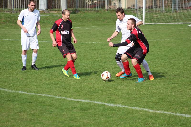 Derby mezi Těrlickem a Slovanem Havířov nabídlo zajímavý fotbal a osm branek.