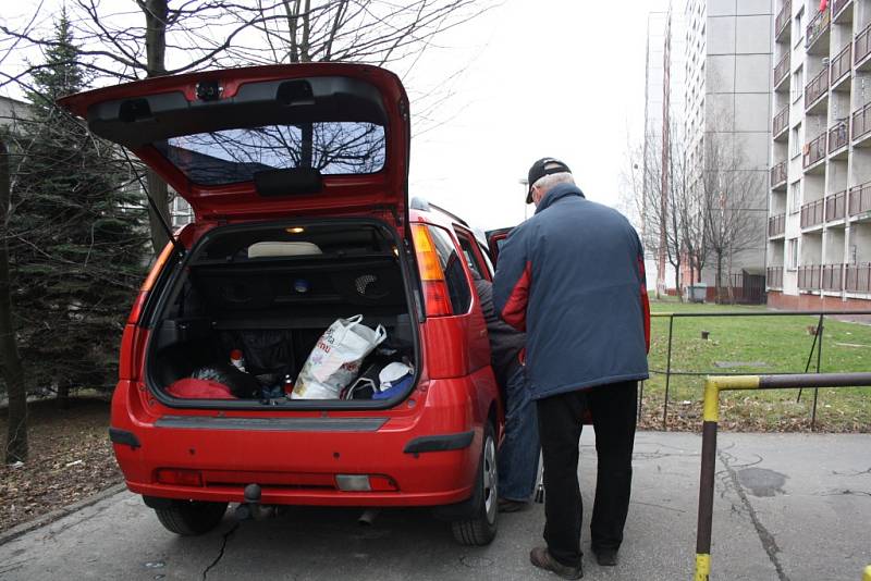 Klienty havířovské společnosti AS-Senior odvezly z ubytovny sanitky nebo jejich blízcí. 