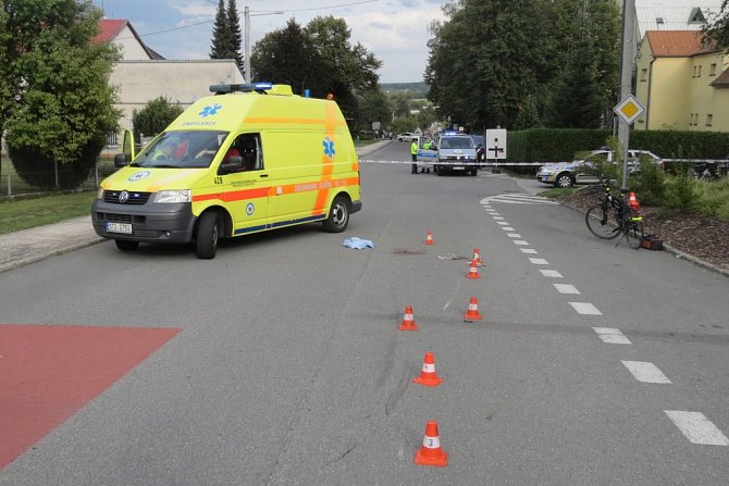 Tragicky skončil pád cyklisty v Albrechticích. 