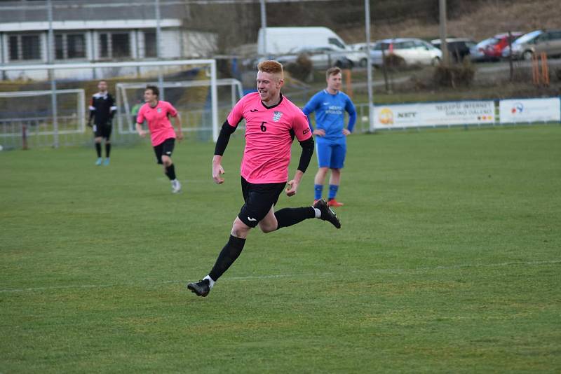 Zápas 15. kola fotbalové divize F Břidličná - Havířov 2:4.