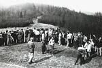 Tradice Dětmarovických groblí sahá až do roku 1969. Tehdy místní obec uspořádala první ročník celostátního dálkového pochodu z Dětmarovic na Kotař s názvem Jarní slezské šlápoty.