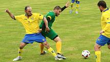 Stonava (žluté dresy) porazila Datyně 2:0.