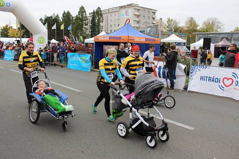 Havířovská desítka 2017. Běh na 10 km a štafeta 4x2,5 km. 