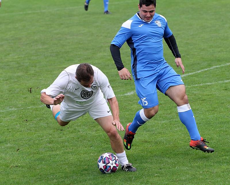 Fotbalové i hokejové osobnosti a sportovní legendy byly v neděli k vidění v Havířově.