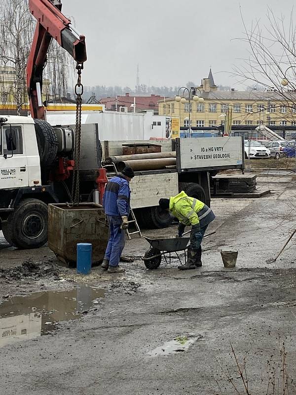 V Českém Těšíně na ploše bývalého tzv. Mexikoplacu má vyrůst nový dopravní terminál. Ilustrační foto.