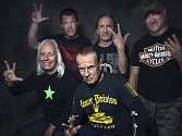 Kultovní polská heavy metalová skupina TSA. 