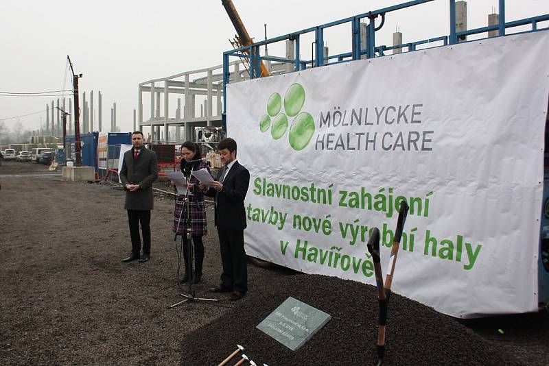 Slavnostní zahájení stavby Mölnlycke Health Care v Havířově-Dolní Suché. 