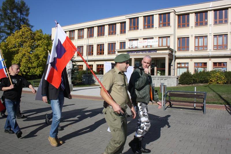 Protestní pochod Národní obrody v Havířově. 