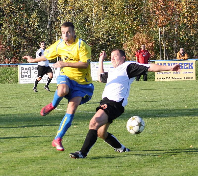 Sobotní derby číslo 1: D. Lutyně - Albrechtice (v bílém).