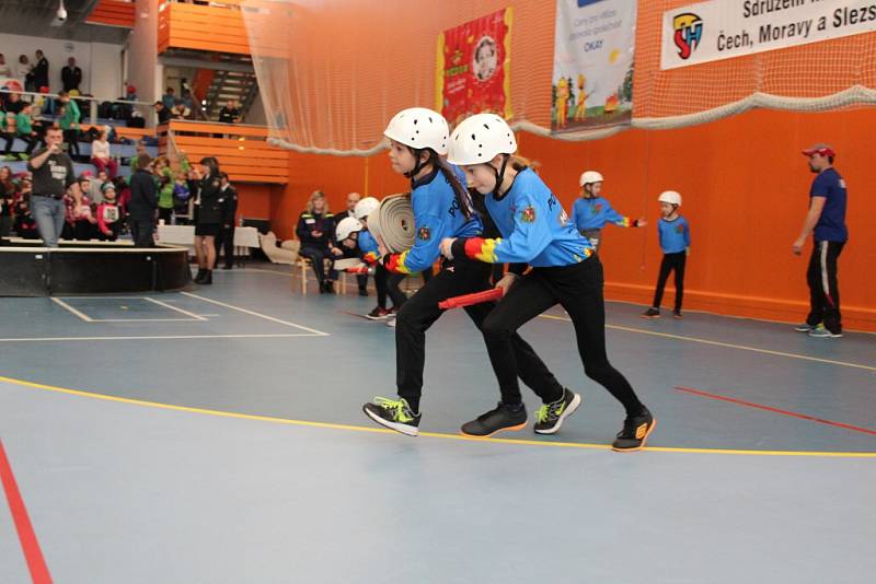 Halová soutěž mladých hasičů v požárním sportu v Havířově 2017. 