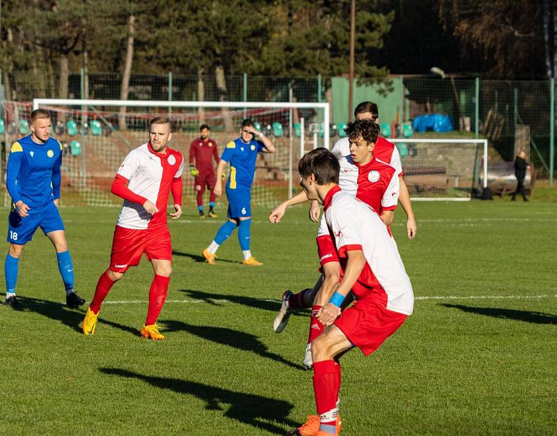 Zápas 16. kola krajského přeboru Slavia Orlová - Český Těšín 1:2.