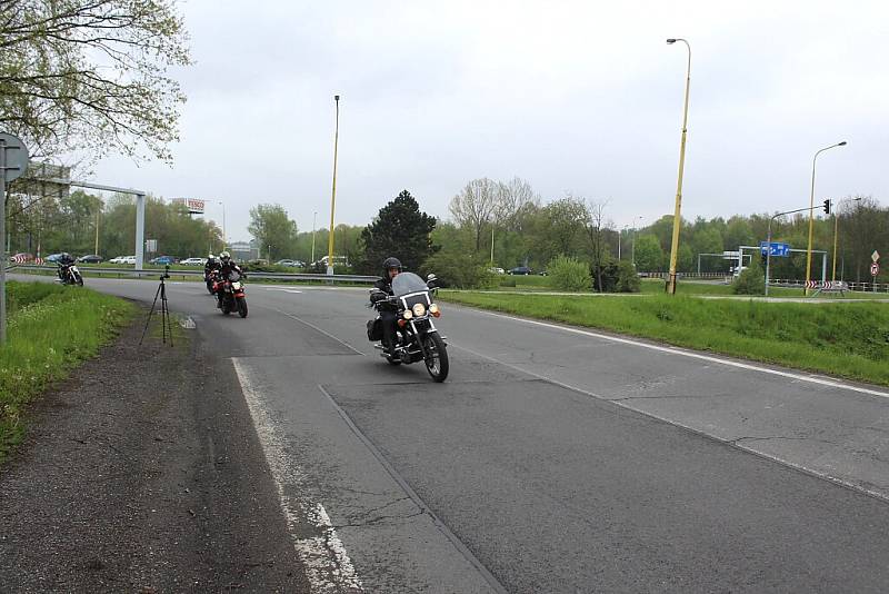 Společná jarní vyjížďka motorkářů z Havířova do Dobré. 