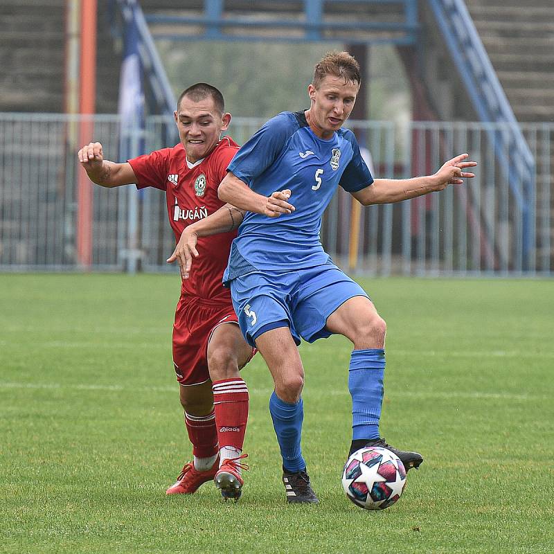 Havířov (v modrém) si doma poradil s Heřmanicemi 2:0.