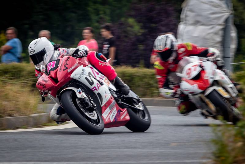 Silniční motocyklový závod Havířovský zlatý kahanec na Těrlickém okruhu.