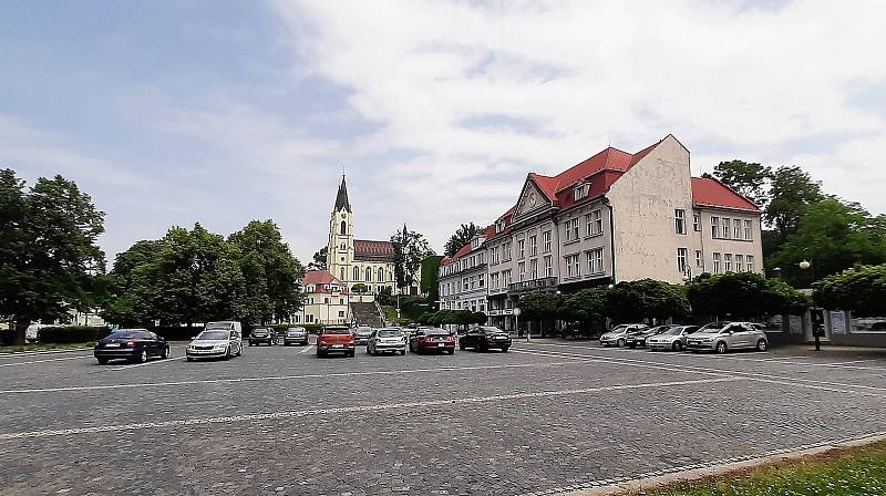 Orlová-Město. Náměstí.