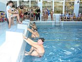 Městské kolo plavecké soutěže základních škol v Havířově. 