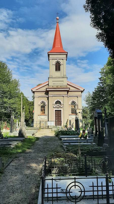 Prostřední Suchá. Katolický kostel Narození sv. Jana Křtitele.